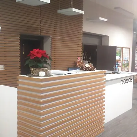 Wellness Apartmanovy Dom Familia Smokovec 아파트