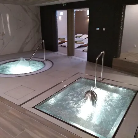 아파트 Wellness Apartmanovy Dom Familia Smokovec