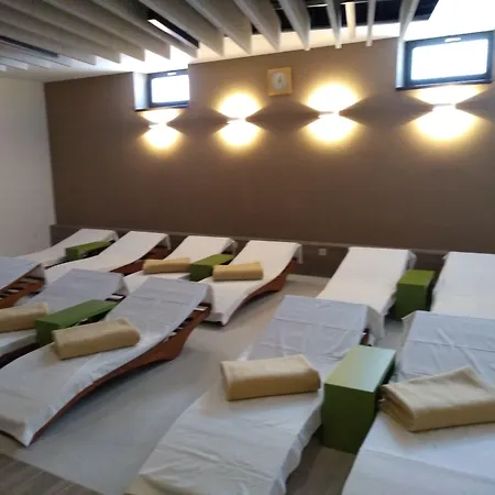 Апартаменты Wellness Apartmanovy Dom Familia Smokovec