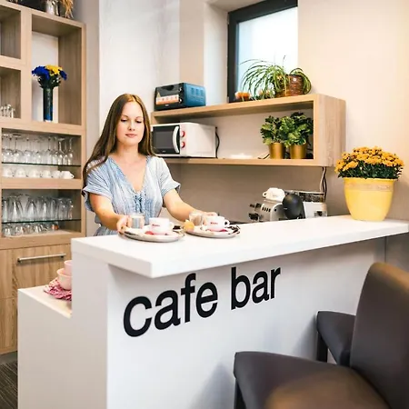 Wellness Apartmanovy Dom Familia Smokovec شقة